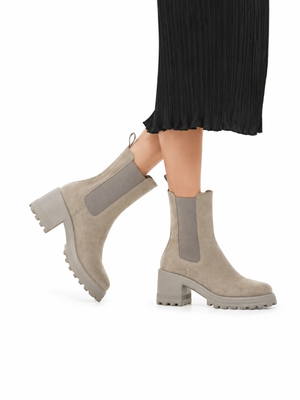 Voile Blanche Claire Suede Chelsea Boots